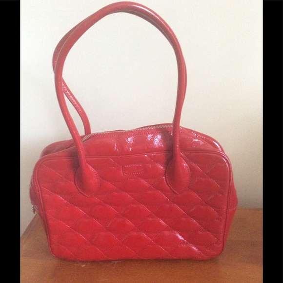 lulu guinness quilted lips bag